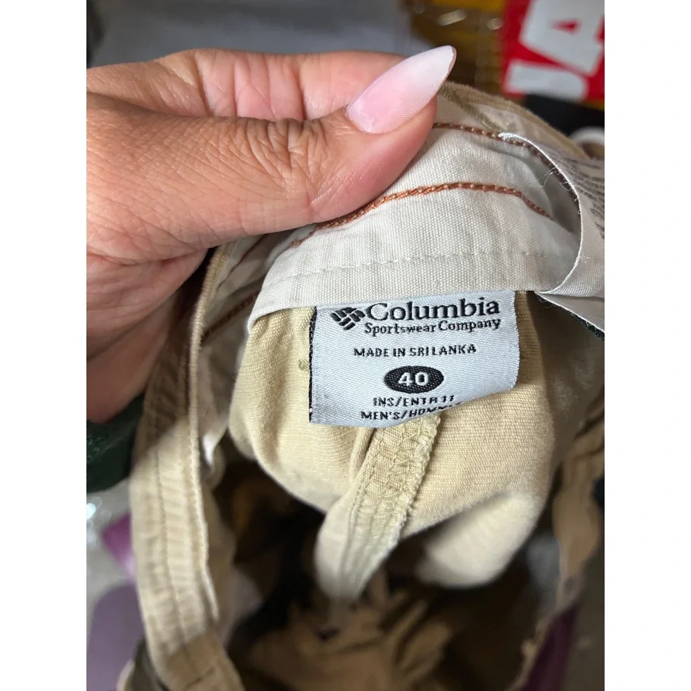 Columbia Mens Tan Cotton Cargo Shorts Size 40 Hiking Outdoor Khaki 0108 AM 4473